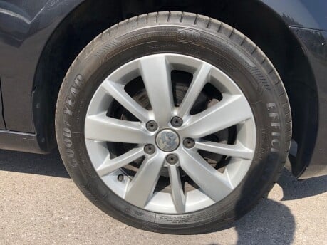 Volkswagen Golf MATCH 1.4 TSI DSG automatic petrol 2 owners, just 24,000 miles, FSH 30