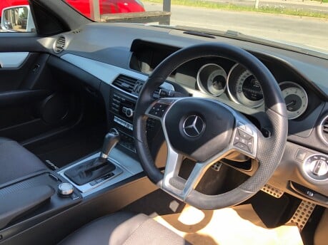 Mercedes-Benz C Class C220 CDI BLUEEFFICIENCY AMG SPORT auto 47,000m 1 owner, FSH 2