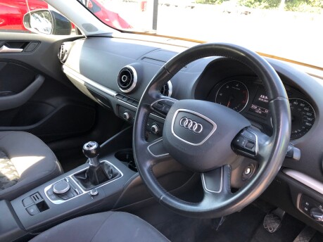 Audi A3 2.0 TDI SE 150 Manual 5 door, £20 tax, AC, DAB, SENSORS, EURO 6 5