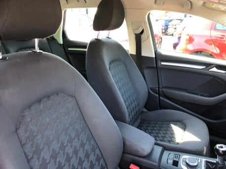 Audi A3 2.0 TDI SE 150 Manual 5 door, £20 tax, AC, DAB, SENSORS, EURO 6 7