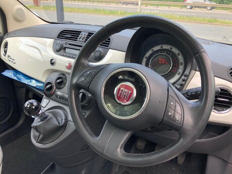 Fiat 500 1.2 LOUNGE 77,000m, good history, £35 tax, panroof, alloys, AC 2