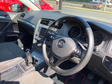Volkswagen Golf SE 1.6 TDI BLUEMOTION TECHNOLOGY just 59,000m, £20 tax+cambelt changed 2