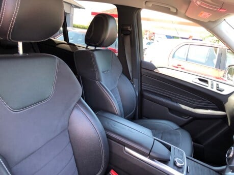 Mercedes-Benz M Class ML250 BLUETEC AMG SPORT just 41,000m, service history 6