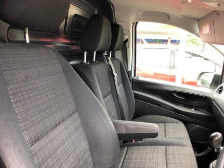 Mercedes-Benz Vito 111 CDI LWB 1 owner, 89,000m, NAV, bluetooth, cruise, sensors, AC 7