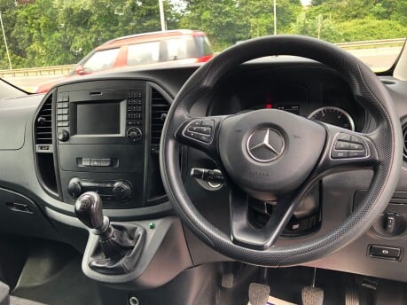 Mercedes-Benz Vito 111 CDI LWB 1 owner, 89,000m, NAV, bluetooth, cruise, sensors, AC 6