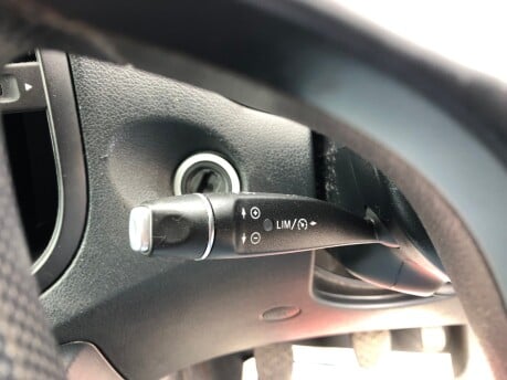 Mercedes-Benz Vito 111 CDI LWB 1 owner, 89,000m, NAV, bluetooth, cruise, sensors, AC 25