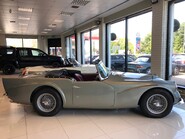Daimler SP250 RARE AUTOMATIC COMPLETE RESTORATION IN 2016 3