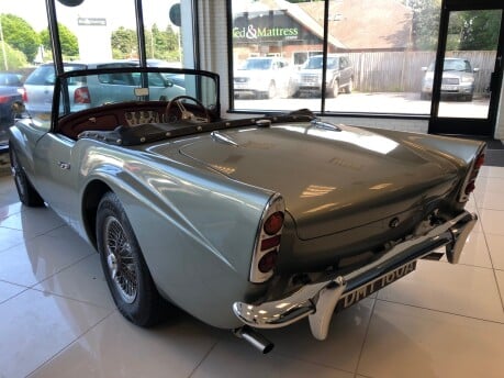 Daimler SP250 RARE AUTOMATIC COMPLETE RESTORATION IN 2016 5