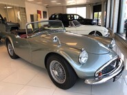 Daimler SP250 RARE AUTOMATIC COMPLETE RESTORATION IN 2016 12