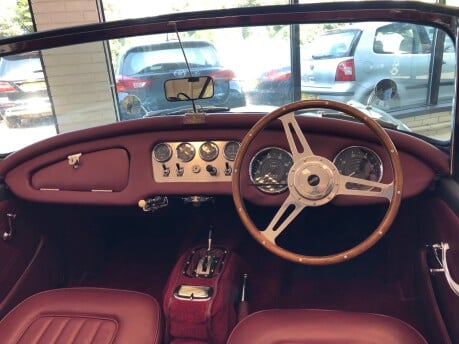 Daimler SP250 RARE AUTOMATIC COMPLETE RESTORATION IN 2016 16