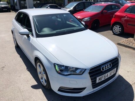 Audi A3 1.6 TDI SPORT 72,000 miles FSH 2 OWNERS, DAB, NAV, BLUETOOTH £20 tax 15
