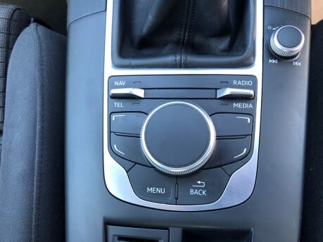 Audi A3 1.6 TDI SPORT 72,000 miles FSH 2 OWNERS, DAB, NAV, BLUETOOTH £20 tax 19