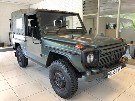 Mercedes-Benz G Class 1990 G240 2.4D Ex Singapore Police Mercedes Manual 4x4 Wolf