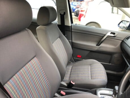 Volkswagen Polo 1.4 S 5 door automatic petrol just 29,000 miles, 2 owners, good history 4