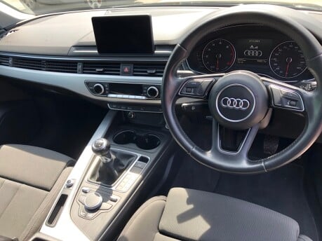 Audi A4 AVANT 1.4 TFSI SPORT Estate with 61000m FSH inc Cambelt change 20