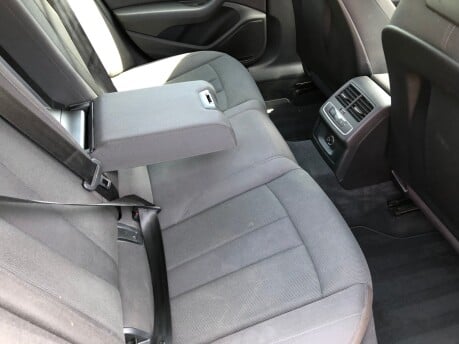 Audi A4 AVANT 1.4 TFSI SPORT Estate with 61000m FSH inc Cambelt change 7