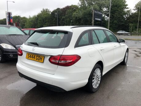 Mercedes-Benz C Class C220 D SE Automatic Estate 64000m FSH only £35 Tax ULEZ complaint 11