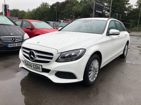 Mercedes-Benz C Class C220 D SE Automatic Estate 64000m FSH only £35 Tax ULEZ complaint 8