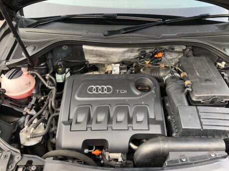 Audi Q3 2.0 TDI QUATTRO S LINE Manual 64000m FSH 22
