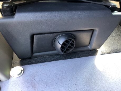 Volkswagen Transporter 2.0 T28 TDI TRENDLINE BMT CAMPERVAN Autohaus Spartan Conversion 4 Berth 27