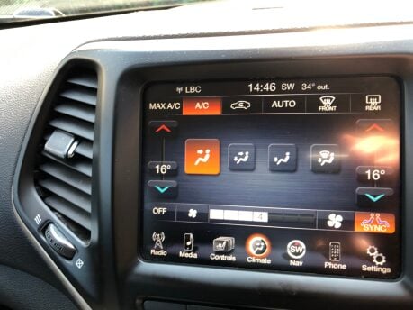 Jeep Cherokee 2.0d M-JET LIMITED 27