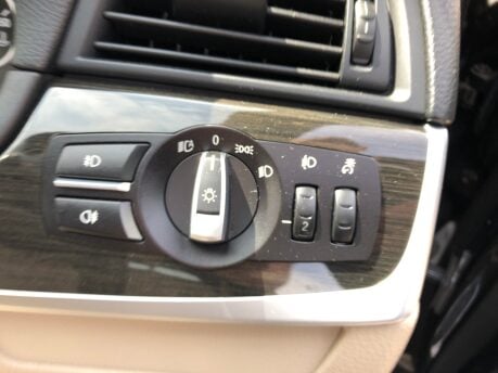 BMW 5 Series 520D M SPORT automatic just 74,000m, 2 owners, NAV, CRUISE, sensors 33