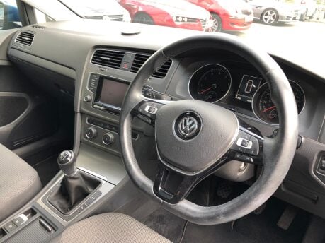 Volkswagen Golf 1.4 TSI SE BLUEMOTION TECHNOLOGY 1 owner 68,000m, sunroof, ULEZ 2