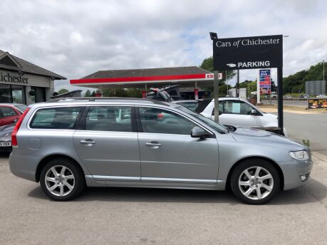 Volvo V70 D3 SE NAV, 2 owners Full volvo history, £35 tax, heated seats 4