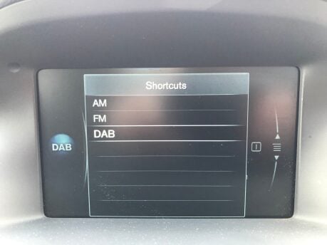 Volvo V70 D3 SE NAV, 2 owners Full volvo history, £35 tax, heated seats 25