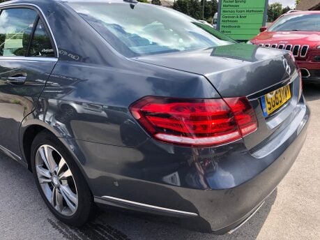 Mercedes-Benz E Class E220 CDI SE automatic, just 61,000m FSH, £35 tax, leather, nav, sensors 15