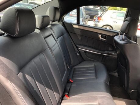 Mercedes-Benz E Class E220 CDI SE automatic, just 61,000m FSH, £35 tax, leather, nav, sensors 20