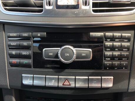 Mercedes-Benz E Class E220 CDI SE automatic, just 61,000m FSH, £35 tax, leather, nav, sensors 26