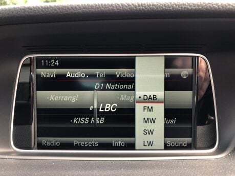 Mercedes-Benz E Class E220 CDI SE automatic, just 61,000m FSH, £35 tax, leather, nav, sensors 27