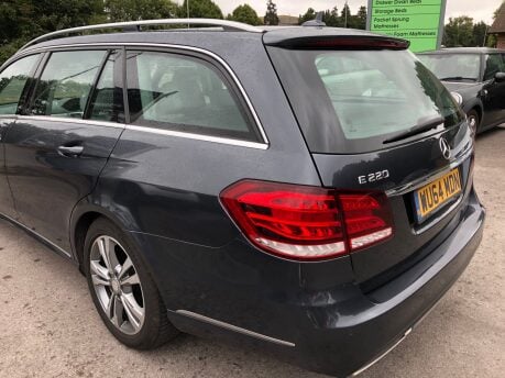 Mercedes-Benz E Class E220 BLUETEC SE automatic just 72,000 miles, FSH with Mercedes, 1 owner 17
