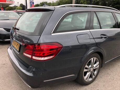 Mercedes-Benz E Class E220 BLUETEC SE automatic just 72,000 miles, FSH with Mercedes, 1 owner 18