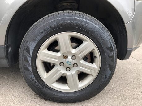 Land Rover Freelander 2.2 TD4 E GS 68,000m, service history, sensors, towbar, AC, 3 owners 20