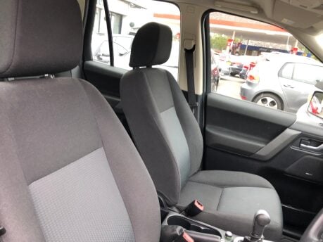 Land Rover Freelander 2.2 TD4 E GS 68,000m, service history, sensors, towbar, AC, 3 owners 7