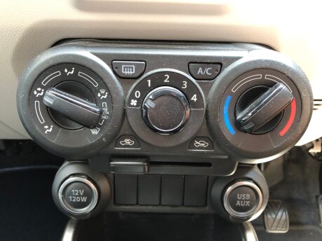 Suzuki Ignis 1.2 SZ3 DUALJET SHVS MHEV hybrid petrol just 34,000m FSH 1 owner 24