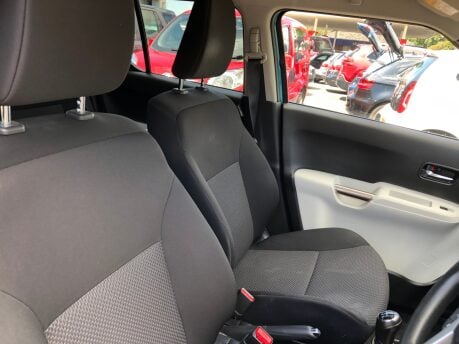 Suzuki Ignis 1.2 SZ3 DUALJET SHVS MHEV hybrid petrol just 34,000m FSH 1 owner 7
