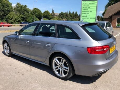 Audi A4 AVANT 2.0 TDI S LINE START/STOP automatic, 72,000m, service history 14