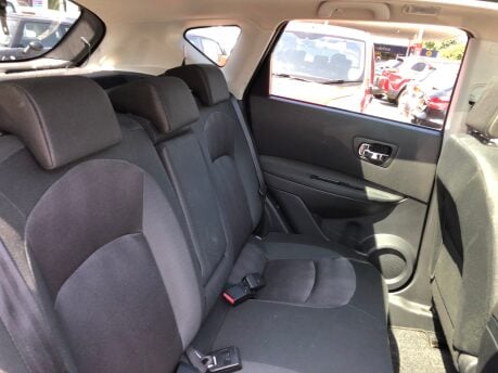 Nissan Qashqai 1.6 N-TEC PLUS petrol 2 owners just 62,000 miles, panroof, cruise, nav 8