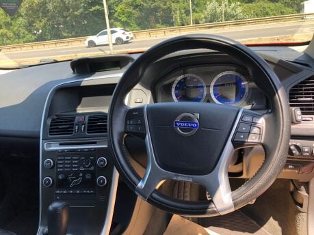 Volvo XC60 2.4D R-DESIGN SE automatic just 66,000m, FSH inc cambelt 5