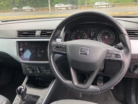 SEAT Arona TSI SE TECHNOLOGY petrol manual 40,000m 2 owners, FSH ULEZ compliant 6