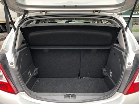 Vauxhall Corsa 1.2 SE 57,000m 2 owners, FSH ULEZ compliant £165 tax 16