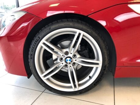 BMW Z4 Z4 SDRIVE20I M SPORT ROADSTER petrol manual 66,000m FSH 13