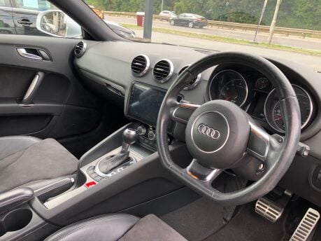 Audi TT 2.0 TFSI SPORT automatic petrol just 34,000 miles, ULEZ compliant 3