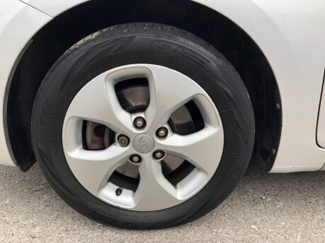Kia Carens 1.6 2 ECODYNAMICS CRDI just 62,000m FSH, 2 owners, 7 seats, £165 tax 24