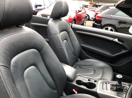 Audi A5 1.8 TFSI SE convertible petrol manual just 67,000m 2 owners, FSH with Audi 7