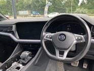 Volkswagen Touareg V6 R-LINE TECH TDI automatic, 83,000m 2 owners £5000 of options 2