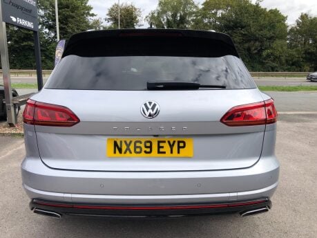 Volkswagen Touareg V6 R-LINE TECH TDI automatic, 83,000m 2 owners £5000 of options 6